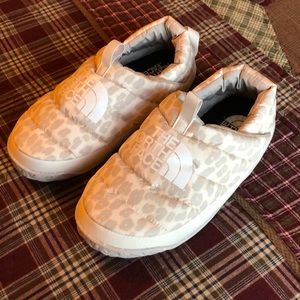 Northface slipper